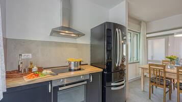 Standard-Apartment, 2 Schlafzimmer, 2 Bäder (Enolabee Harbour View Apartment) | Eigene Küche