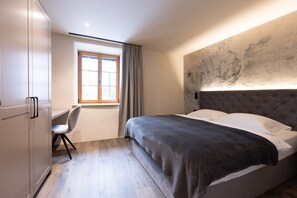 1 Schlafzimmer, Reisekinderbett, kostenloses WLAN, Bettwäsche