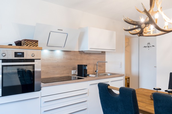 Réfrigérateur, four, plaque de cuisson, lave-vaisselle