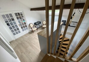 Interior - Charming Stone House with Park, Game Room, High-Speed WiFi, and Tennis Nearby (Mareau-aux-Bois)