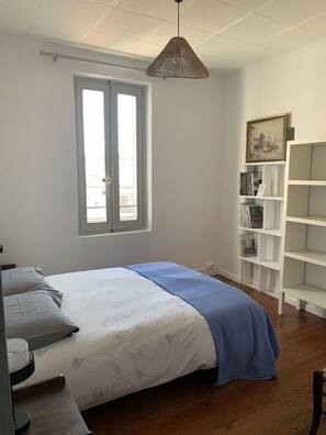 4 chambres, lit parapluie, Wi-Fi gratuit, draps fournis