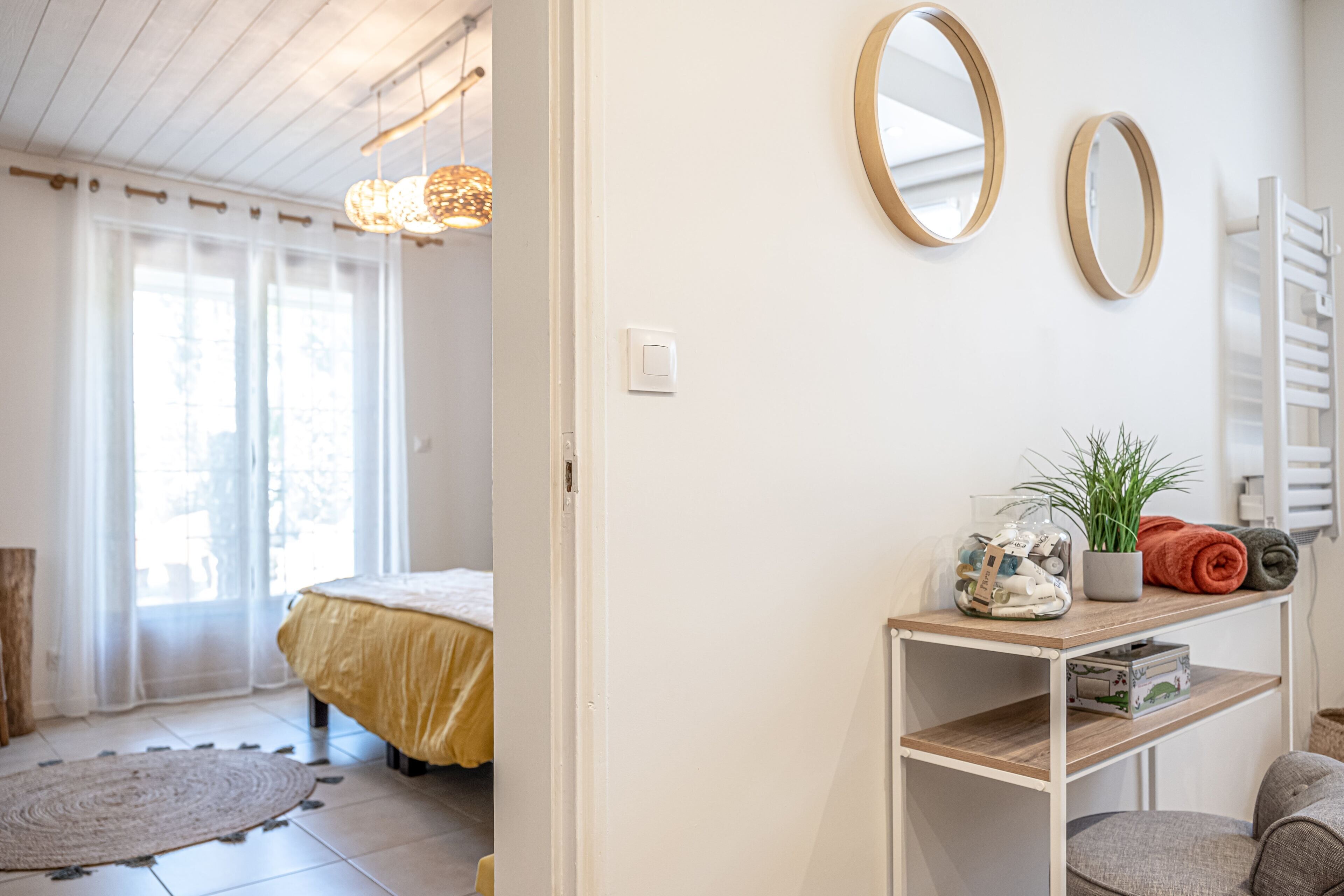 2 bedrooms, travel crib, WiFi, bed sheets