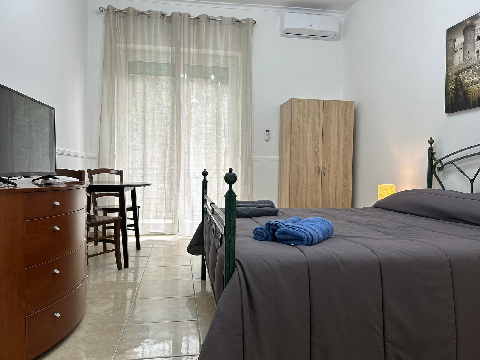 5 chambres, Wi-Fi, draps fournis