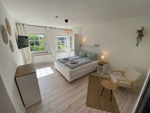 4 habitaciones, wifi gratis y ropa de cama 