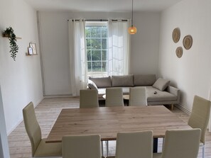 Classic House | In-room dining - Villa Rysum (Krummhoern)