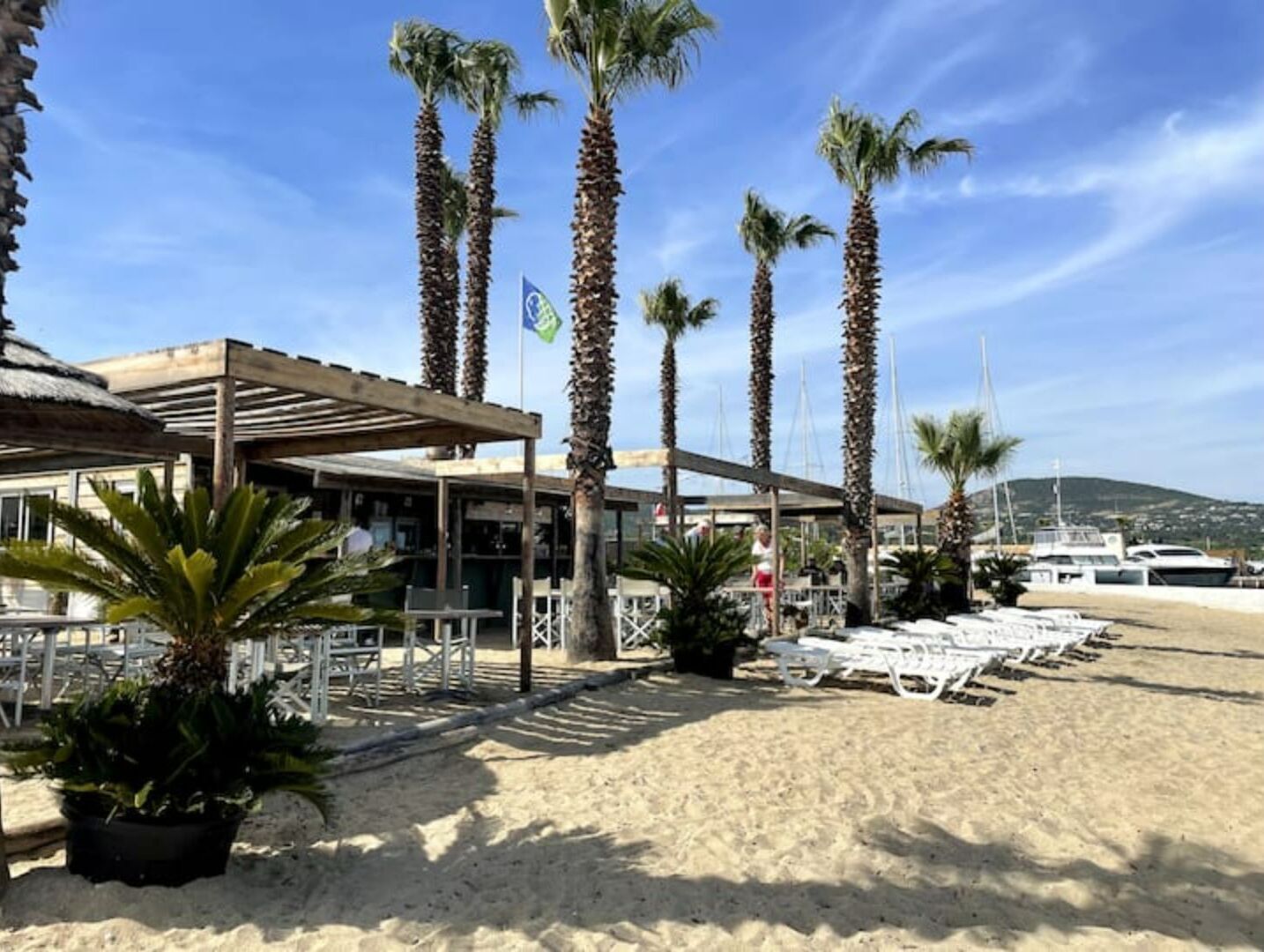 Beach nearby, sun-loungers