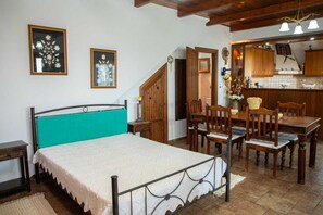 1 Schlafzimmer, Bügeleisen/Bügelbrett, kostenloses WLAN, Bettwäsche