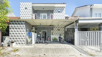 Bagian depan properti