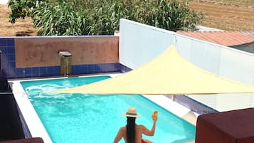 Piscine extérieure (ouverte en saison)