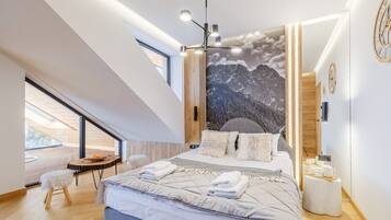 Apartment | 1 bedroom, laptop workspace, free WiFi, bed sheets