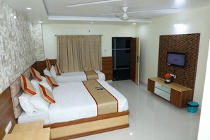 Executive Triple Room | Frette Italian sheets, premium bedding, down comforters - Hotel 8th Mile Suites (Bengaluru)