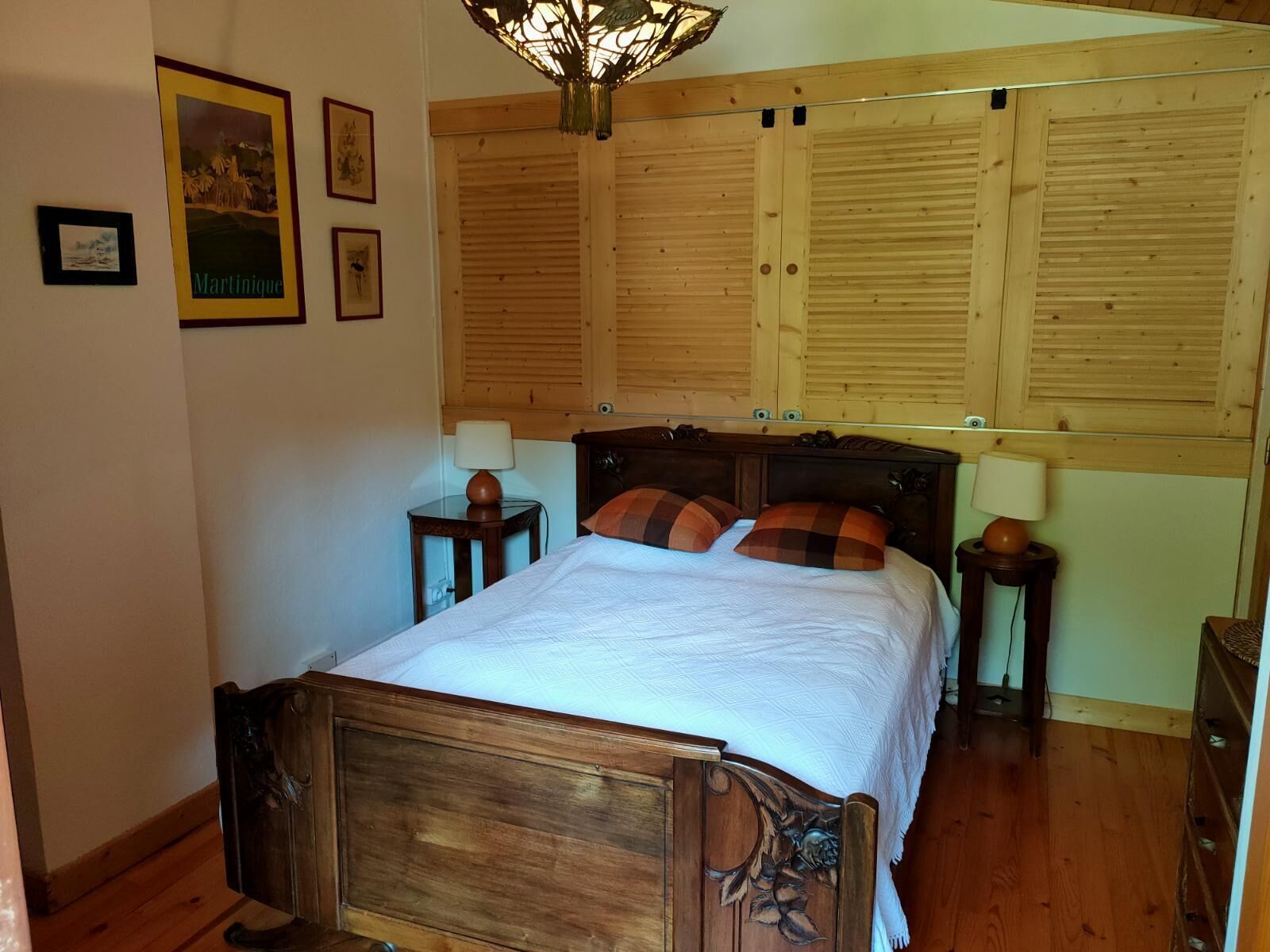 3 chambres, fer et planche à repasser, lit parapluie, Wi-Fi gratuit