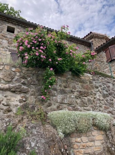 Le Pigeonnier : Maison de Famille de Charme Dans le Parc Naturel