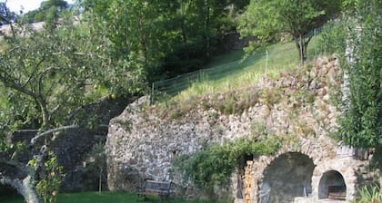 Le Pigeonnier : Maison de Famille de Charme Dans le Parc Naturel