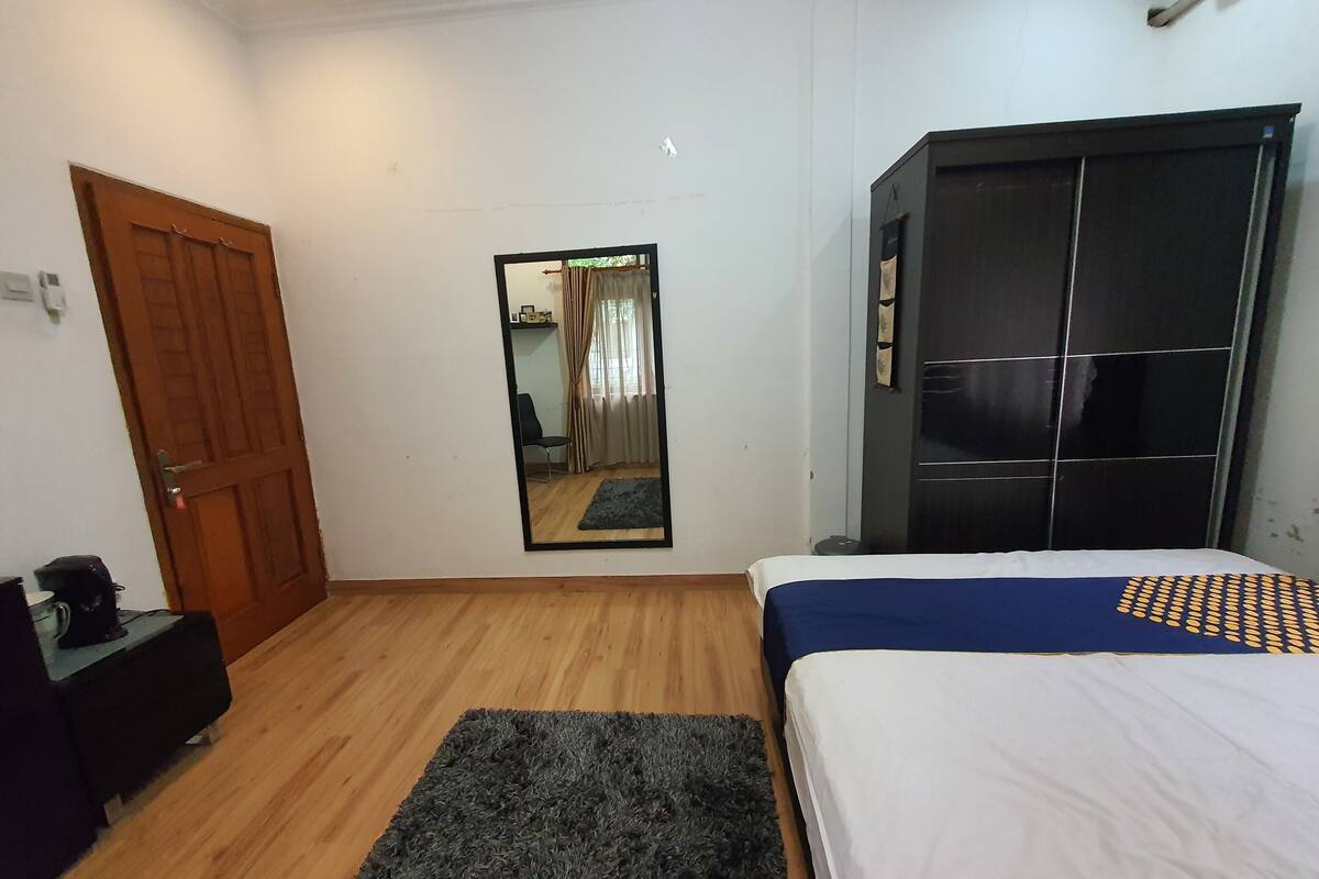 Basic Single Room
