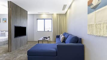 Televisión LED 43 pulgadas con canales de televisión vía satélite