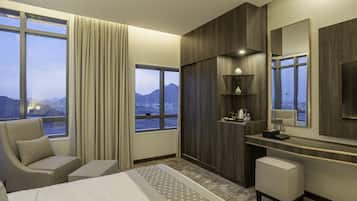 Superior Suite | 2 bedrooms, Egyptian cotton sheets, premium bedding, Select Comfort beds