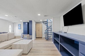 Televisión de pantalla plana, Netflix, futbolito, servicios de streaming