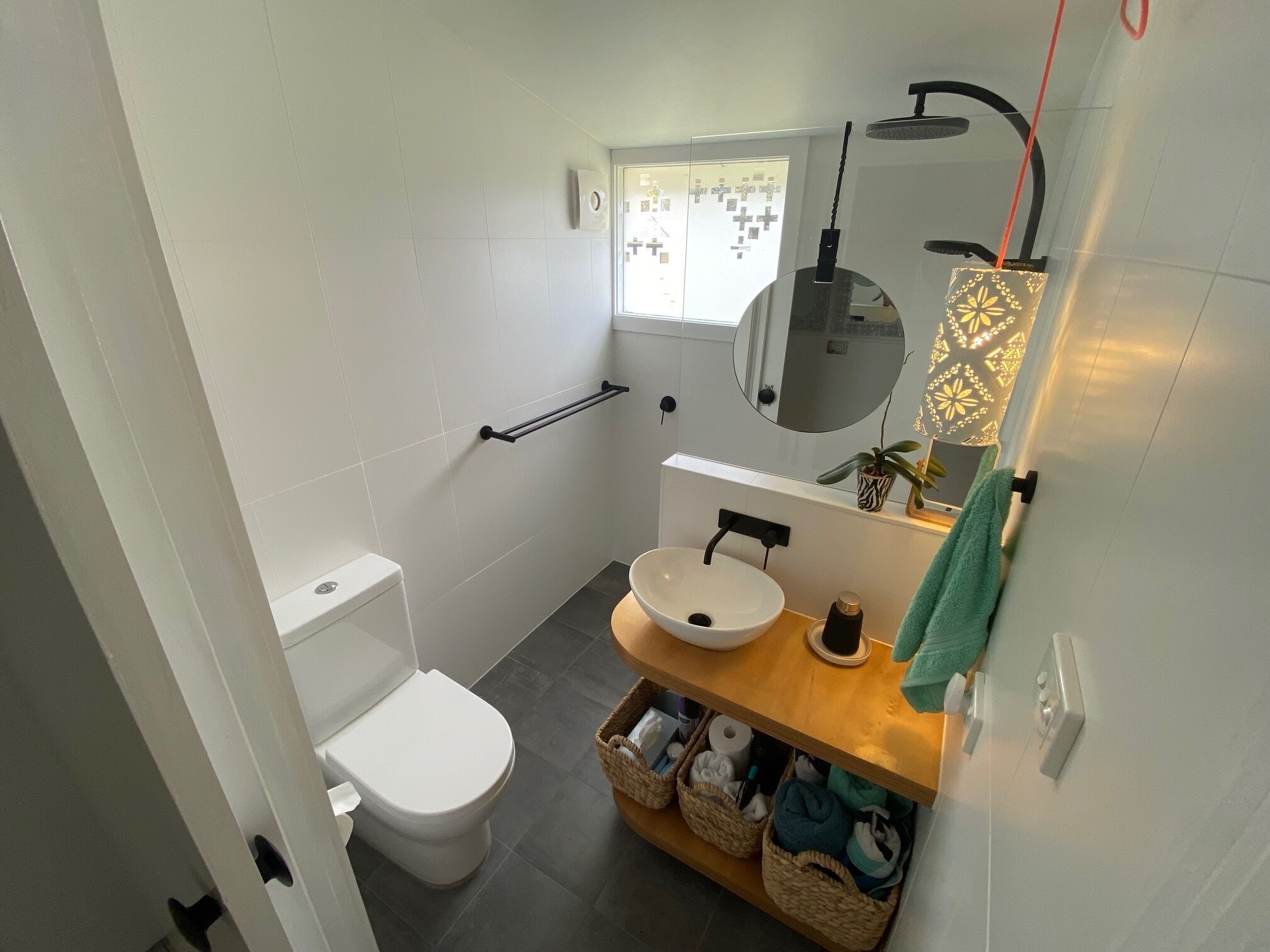 Handtücher, Seife, Toilettenpapier