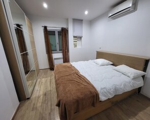 5 makuuhuonetta, silitysrauta/-lauta, Wi-Fi, vuodevaatteet