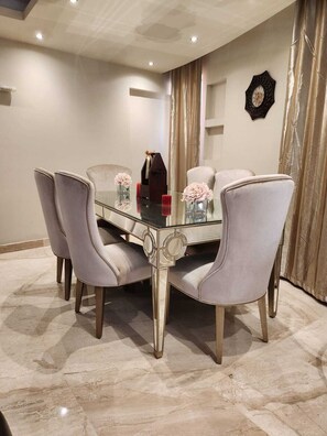 Dining - Apartment in heart of Heliopolis  (Heliopolis)