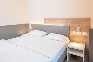 1 bedroom, down comforters, cribs/infant beds - Residence Panorama (Costermano sul Garda)