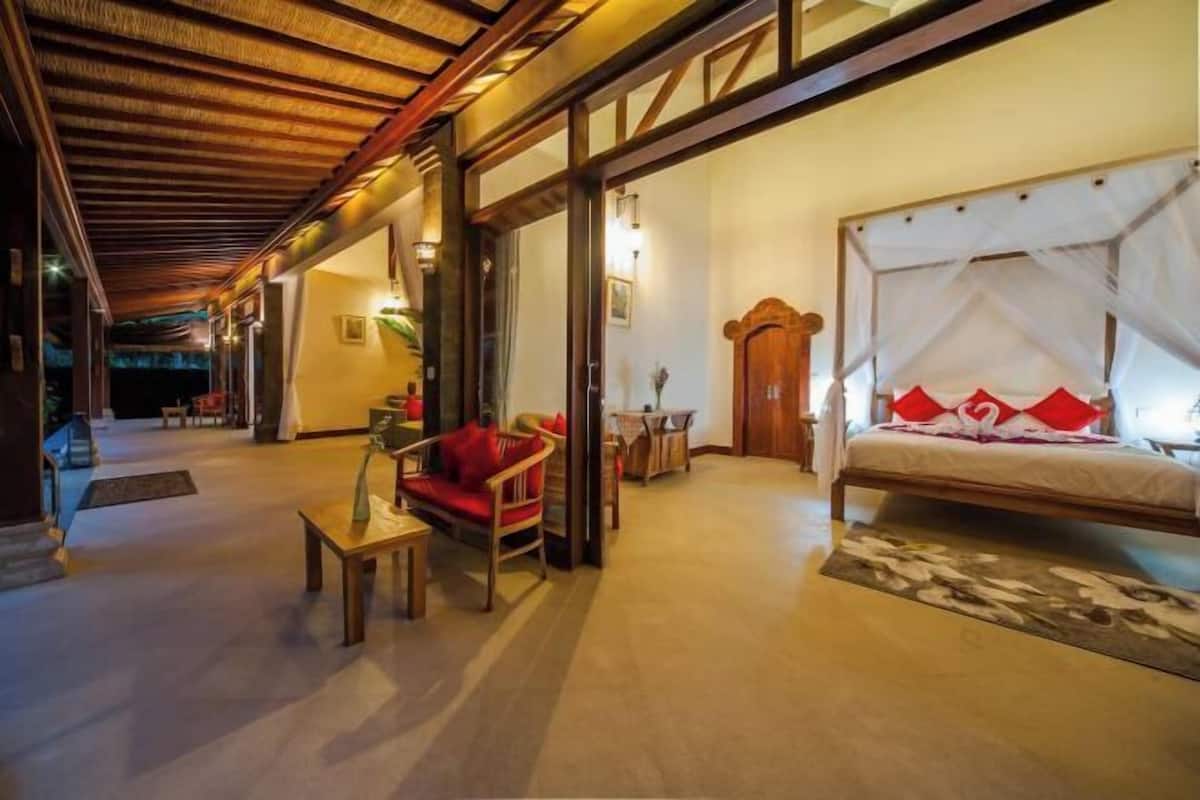 3 bedrooms, desk, free WiFi, bed sheets