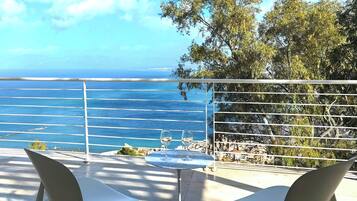 Suite Studio Supérieure, terrasse, vue mer | Terrasse/Patio