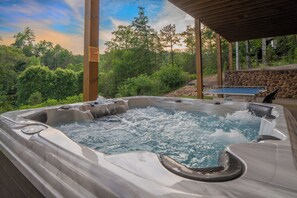 Bain à remous extérieur