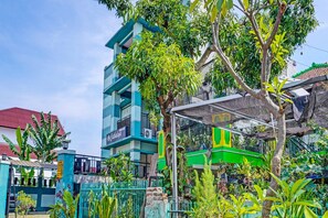 Front of property - Hotel O Home Stay Elis Cateliya Syariah (Karawang)