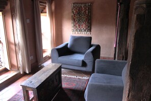 Living area - Matan Chhen (Panaoti)