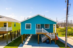 Exterior - Off da Hook Private Heated Pool Pet Friendly (Port Aransas)