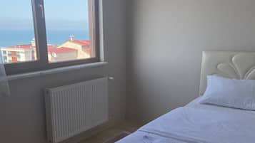 Apartamento | Ferros/tábuas de passar roupa