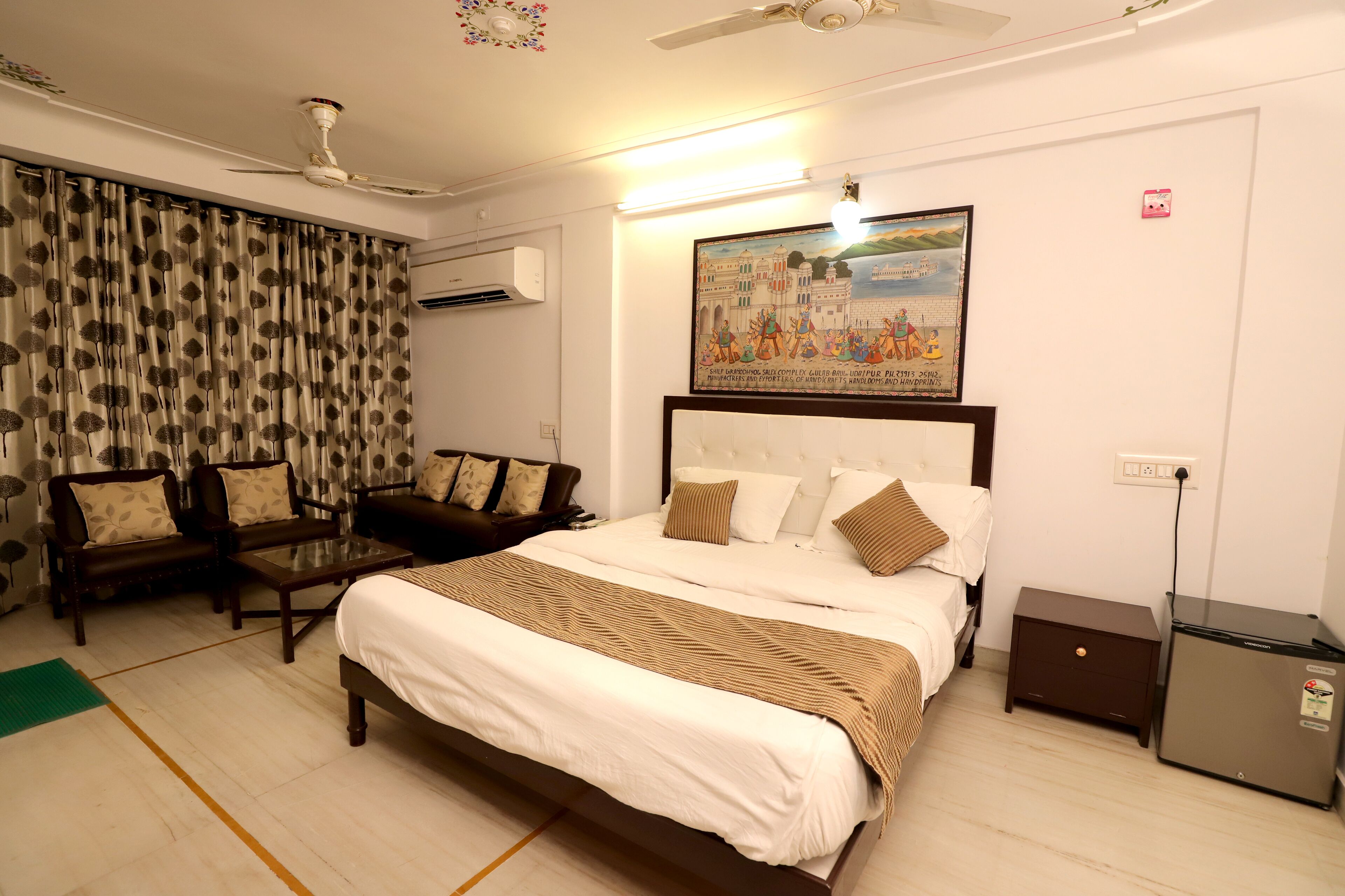 8 室のベッドルーム、WiFi、ベッドシーツ