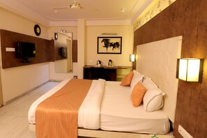 8 Schlafzimmer, WLAN, Bettwäsche