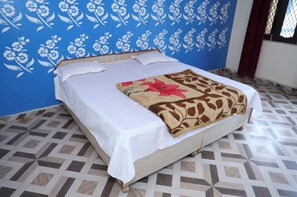 1 bedroom, desk, free WiFi