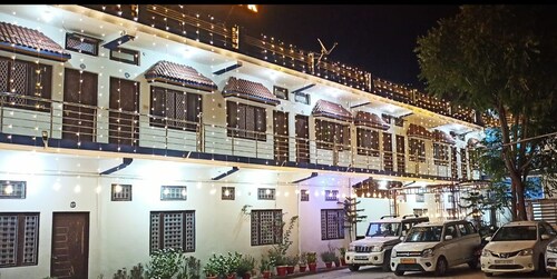 Hotel Omkaar and Restaurant
