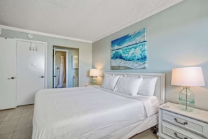 Apartment, Mehrere Betten, Balkon, Meerblick (Sunrise…Sunset) | 1 Schlafzimmer, individuell dekoriert, individuell eingerichtet