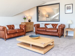 Living area - The Waves (Morpeth)