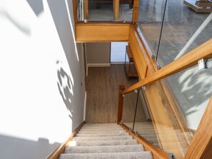 Interior - The Waves (Morpeth)