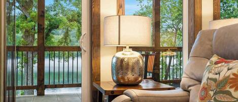 House, Multiple Beds, Balcony, Mountain View (That Lakefront Taneycomo House) | Living area | 55-inch flat-screen TV with digital channels