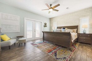 House, Multiple Beds, Patio, Ocean View (The Reserve At Park Place) | 5 bedrooms, individually decorated, individually furnished, desk - Ocean Views Optional Golf Cart Sleeps 14 (Port Aransas)