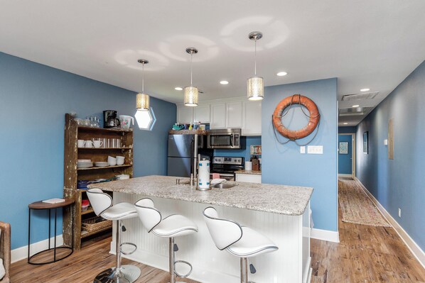 House, Multiple Beds, Patio, Pool View (The Oasis) | Private kitchen | Fridge, microwave, oven, stovetop - The Oasis Pet Friendly Optional Golf Cart (Port Aransas)