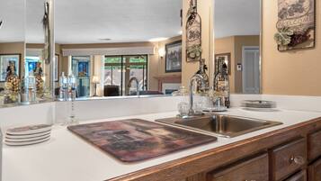 Leilighet, flere senger, peis, hageutsikt (Wimbledon Beauty) | Innvendig