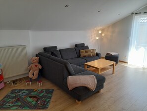 TV, books