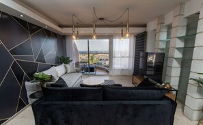 Appartement, balcon | Coin séjour | Télévision à écran plat