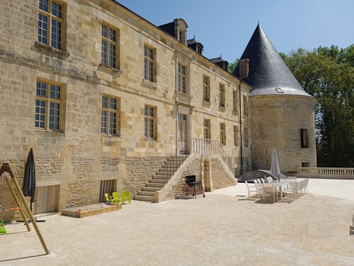 Château à 5mn des Sentiers