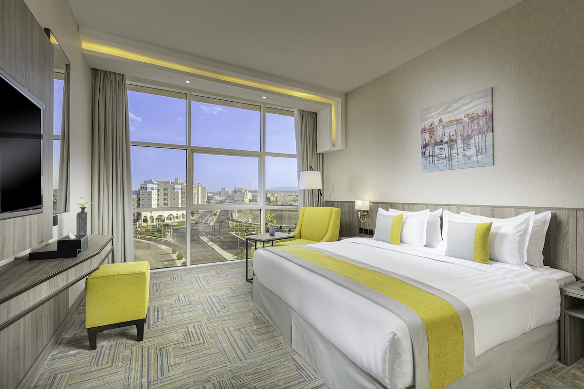 Executive Suite | 2 bedrooms, Egyptian cotton sheets, premium bedding, Select Comfort beds