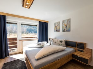 3 Schlafzimmer, kostenloses WLAN, Bettwäsche