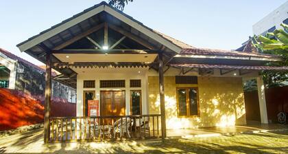 Super OYO 91055 Homestay Syariah